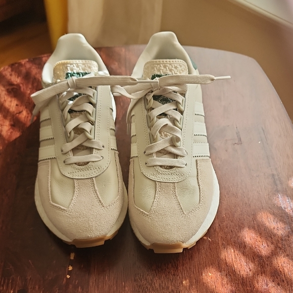 Adidas RETROPY E5 Sneakers - Picture 1 of 8